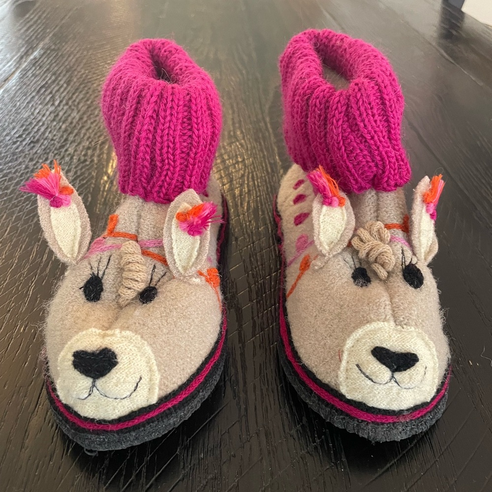 NEW WITH TAGS Kids Wool Slippers Size 1 - Garnet Hill Boiled Wool Slippers